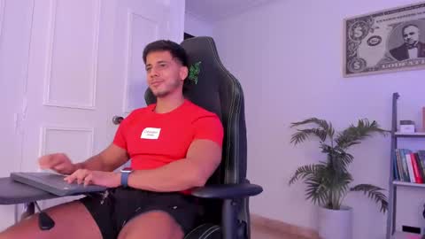 Snapshot of ashton_coleman_ chatting on 09-10-25, 07:19 my name real is camilo online show from 09-10-25, 07:19
