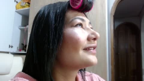 Snapshot of asia_25_ chatting on 12-03-24, 11:02 PAO   online show from 12-03-24, 11:02