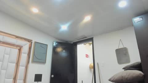 Snapshot of asia_25_ chatting on 02-01-25, 07:44 PAO   online show from 02-01-25, 07:44