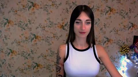 Snapshot of asia_n_ chatting on 12-14-24, 06:24 asia_n_ online show from 12-14-24, 06:24