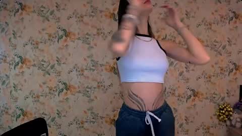 Snapshot of asia_n_ chatting on 01-16-25, 07:17 asia_n_ online show from 01-16-25, 07:17