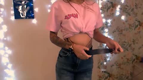 Snapshot of asia_n_ chatting on 09-26-25, 06:06 asia_n_ online show from 09-26-25, 06:06