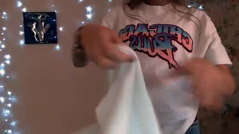 Snapshot of asia_n_ chatting on 09-30-25, 05:56 asia_n_ online show from 09-30-25, 05:56