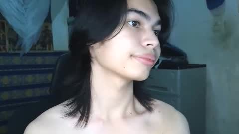 Snapshot of asian_babyboi chatting on 11-30-25, 01:04 asian_babyboi online show from 11-30-25, 01:04