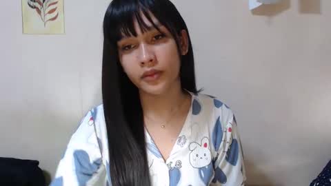 Snapshot of asian_glamm chatting on 11-15-25, 07:43 ANITA online show from 11-15-25, 07:43