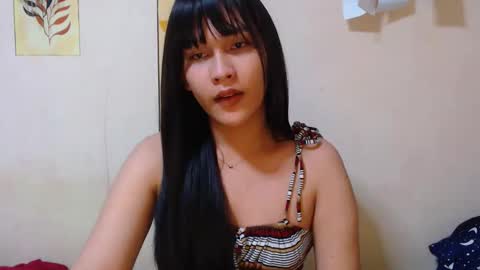 Snapshot of asian_glamm chatting on 11-23-25, 05:57 ANITA online show from 11-23-25, 05:57