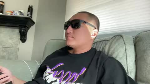 asian_guy6799 online show from 11-03-25, 08:32