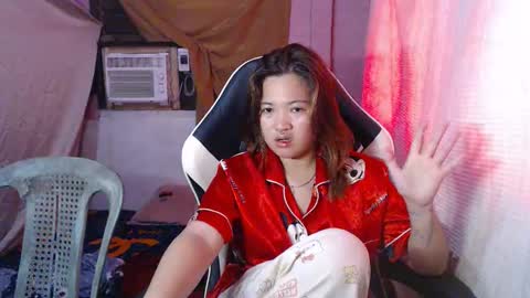 Snapshot of asian_honey69 chatting on 10-23-25, 02:22 bb girl online show from 10-23-25, 02:22