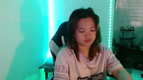 Snapshot of asian_honey69 chatting on 11-09-25, 01:48 bb girl online show from 11-09-25, 01:48