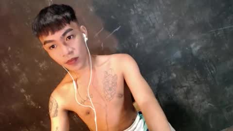 Snapshot of asian_kimxxx chatting on 11-06-25, 01:12 don online show from 11-06-25, 01:12