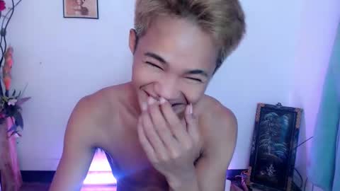 asian_lover05 online show from 09-17-25, 04:30