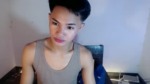 asian_lover05 online show from 03-26-26, 11:38