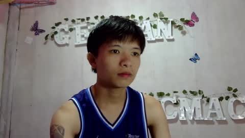 Snapshot of asian_macky chatting on 06-17-26, 04:26 asian_macky online show from 06-17-26, 04:26