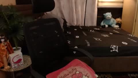 angela online show from 01-23-25, 10:22