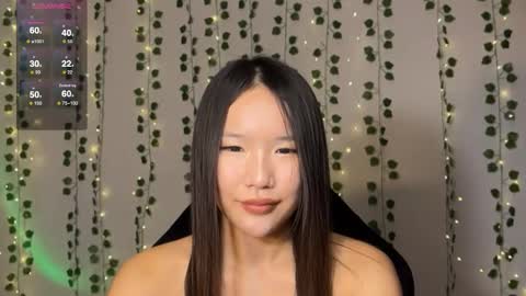 Snapshot of asian_vi chatting on 10-08-25, 05:32 My name Vi online show from 10-08-25, 05:32