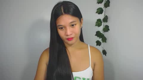 Yan online show from 02-11-26, 07:41