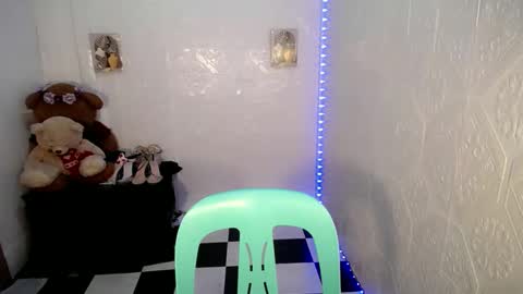 Snapshot of asianbarbie05 chatting on 12-02-24, 01:47 SOFIA online show from 12-02-24, 01:47