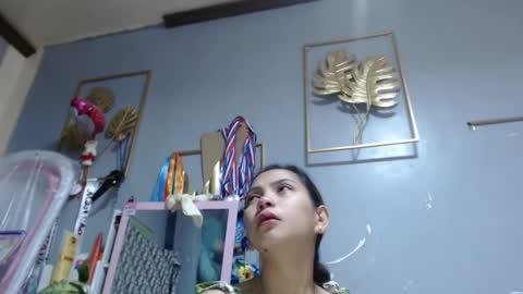 Snapshot of asiancharlotte chatting on 03-05-25, 06:23 asian charlotte online show from 03-05-25, 06:23