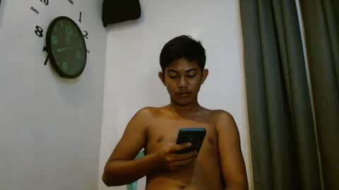 Snapshot of asiancockhero22 chatting on 11-23-25, 03:39 HERO online show from 11-23-25, 03:39