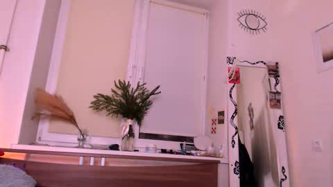 Snapshot of asiancvnt chatting on 01-10-26, 07:37 asiancvnt online show from 01-10-26, 07:37