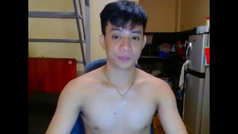 Snapshot of asiandreamboyx chatting on 10-15-25, 06:02 asiandreamboyx online show from 10-15-25, 06:02