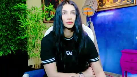 Beatrice online show from 04-15-26, 07:48