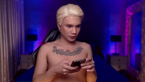 Snapshot of asianguy_nextdoor chatting on 09-10-25, 04:29 AsherMiller online show from 09-10-25, 04:29