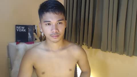 asianhunk_jamesx online show from 09-26-25, 09:57