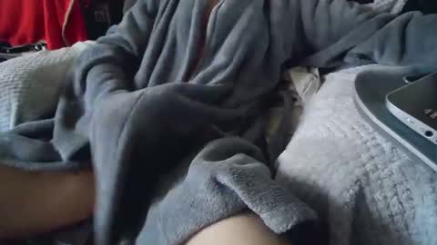 Snapshot of asianlooker chatting on 12-10-24, 03:33 John online show from 12-10-24, 03:33