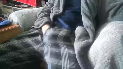 Snapshot of asianlooker chatting on 03-03-25, 02:37 John online show from 03-03-25, 02:37