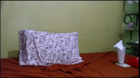 Snapshot of asianmhay24 chatting on 03-12-25, 06:29 Mhay online show from 03-12-25, 06:29