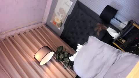 Snapshot of asianpetitehugecock chatting on 12-15-25, 02:49 AGATHA online show from 12-15-25, 02:49