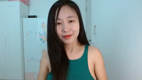 Snapshot of asiantabbyx chatting on 01-14-25, 02:08 Tabby online show from 01-14-25, 02:08