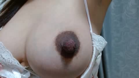 Snapshot of asiantabbyx chatting on 02-07-25, 02:08 Tabby online show from 02-07-25, 02:08