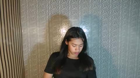 kisses online show from 04-19-26, 06:10