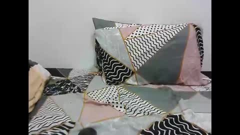 Zoe online show from 03-07-26, 03:58