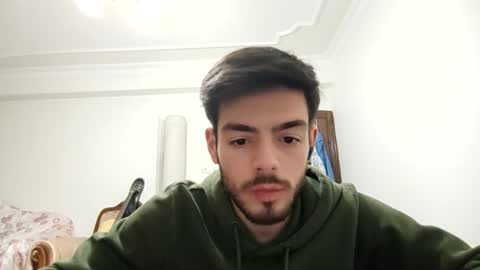 Snapshot of asihandsome06 chatting on 01-04-25, 06:19 asihandsome06 online show from 01-04-25, 06:19