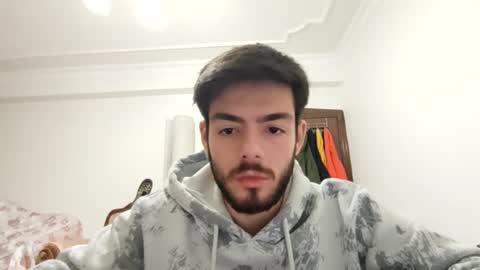 Snapshot of asihandsome06 chatting on 01-18-25, 06:43 asihandsome06 online show from 01-18-25, 06:43