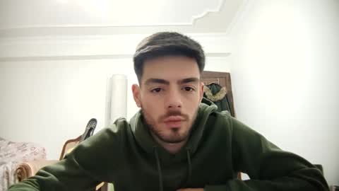 Snapshot of asihandsome06 chatting on 01-26-25, 06:37 asihandsome06 online show from 01-26-25, 06:37