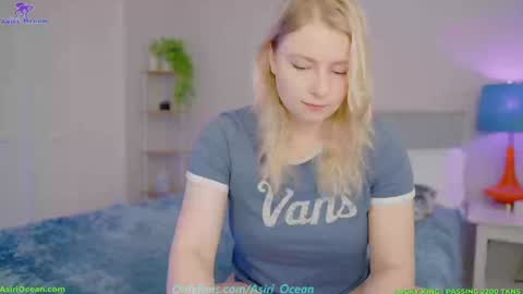 Asiri   pronounced Ah-siri Please no nicknames   3 online show from 03-20-26, 02:22