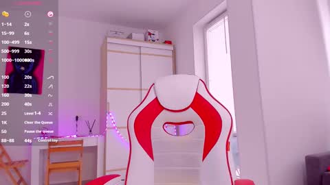 Caroline online show from 02-22-25, 10:29