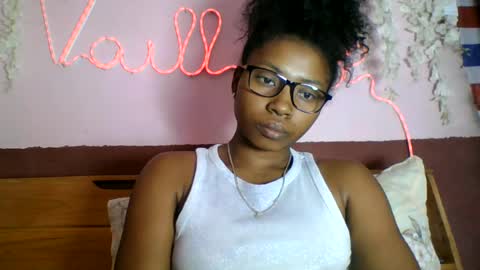 asmiraa online show from 06-11-26, 07:12