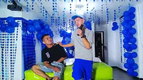 Snapshot of asmodeus7100 chatting on 12-22-24, 12:07 THOMAS AND DAMIAND online show from 12-22-24, 12:07