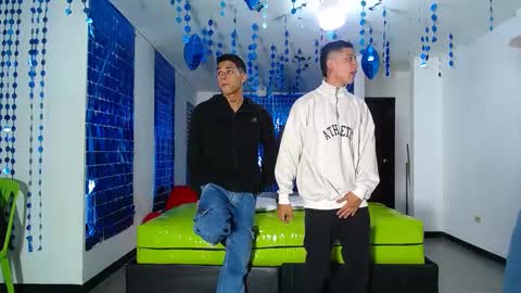 Snapshot of asmodeus7100 chatting on 03-01-25, 12:07 THOMAS AND DAMIAND online show from 03-01-25, 12:07