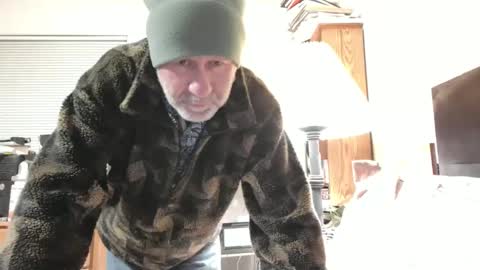 Snapshot of aspenleaf chatting on 02-26-25, 02:37 aspenleaf online show from 02-26-25, 02:37