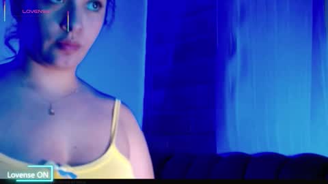 Snapshot of aspenruss chatting on 09-13-25, 07:13 online show from 09-13-25, 07:13