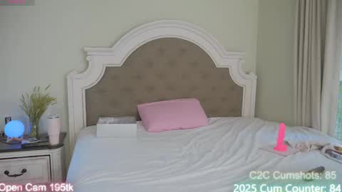 Snapshot of aspenwild chatting on 03-01-25, 07:37 Aspen Wild online show from 03-01-25, 07:37