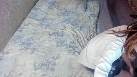 asphalt surfer online show from 12-07-24, 06:15