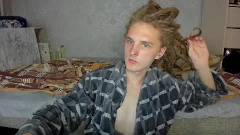 asphalt surfer online show from 10-01-25, 05:08