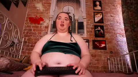 Snapshot of assgives chatting on 05-03-26, 03:51 Eva online show from 05-03-26, 03:51